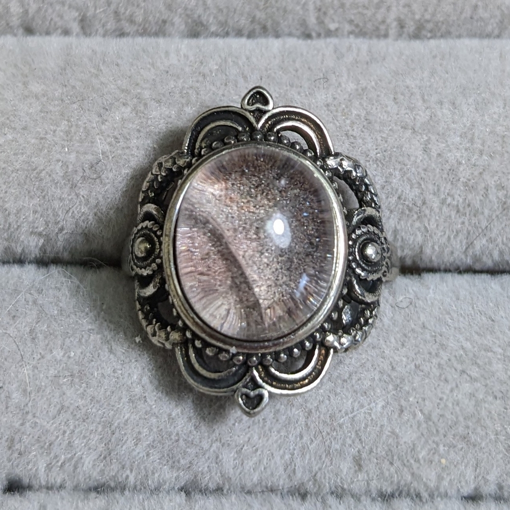 Elegant Silver-Toned Women's Ring